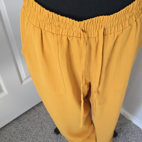 NYC Mustard Yellow Pantsuit - Picture 2 of 6